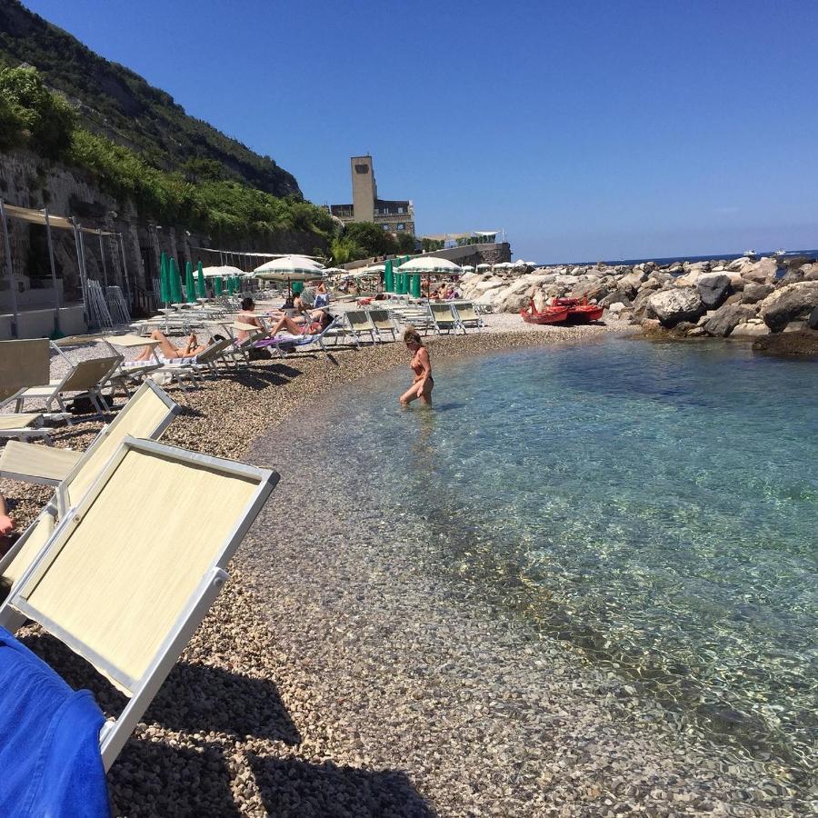 Stabia Holiday House Castellammare di Stabia Ngoại thất bức ảnh